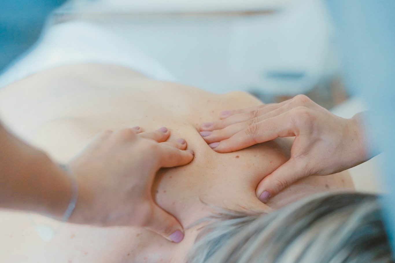 Detail einer chiropraktischen Behandlung
